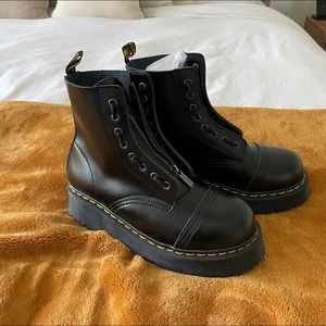 COPY - Platform doc martens